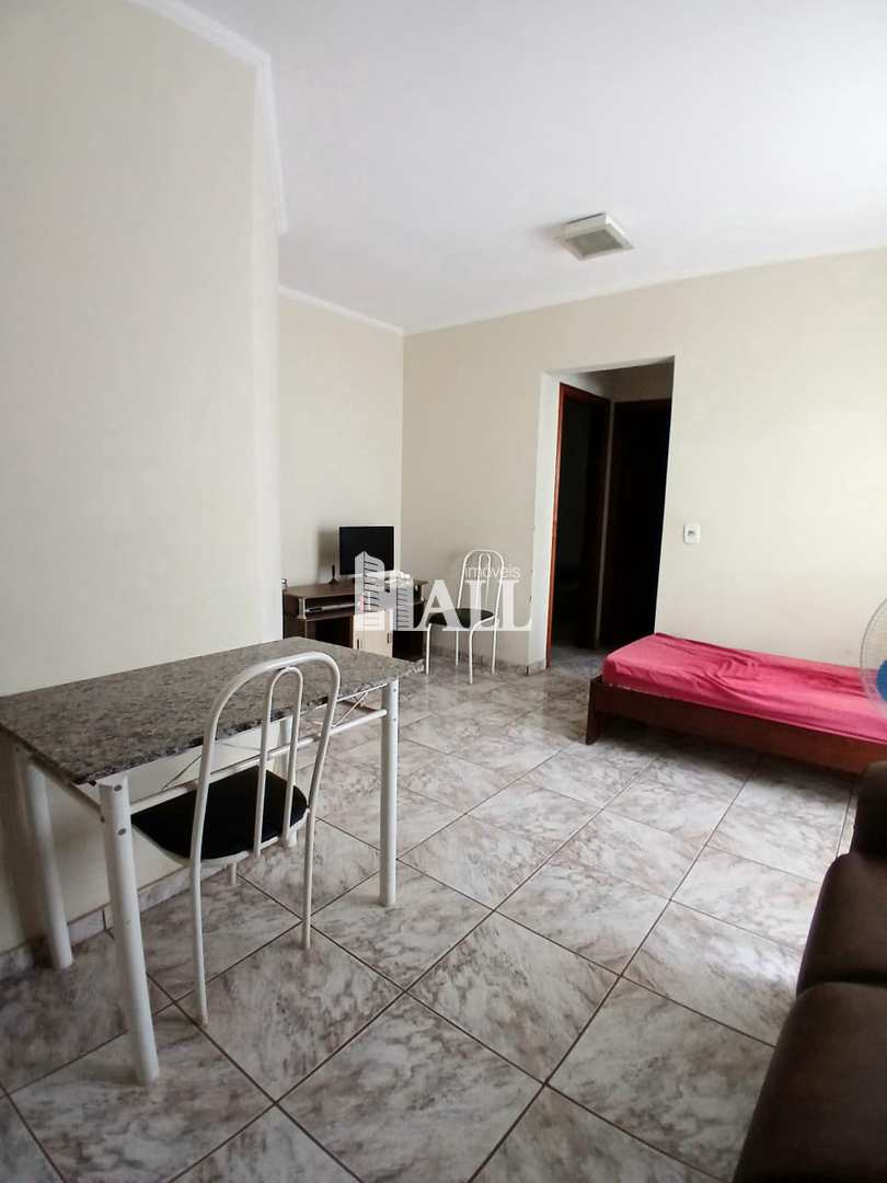 Apartamento à venda com 2 quartos, 62m² - Foto 2