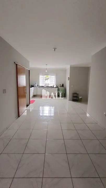 Casa à venda com 2 quartos, 140m² - Foto 7