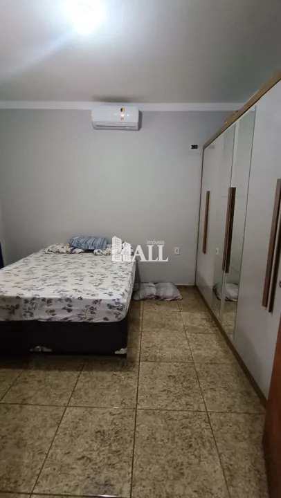 Casa à venda com 2 quartos, 140m² - Foto 11