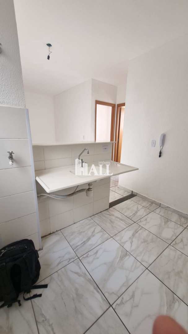 Apartamento à venda com 2 quartos, 45m² - Foto 4