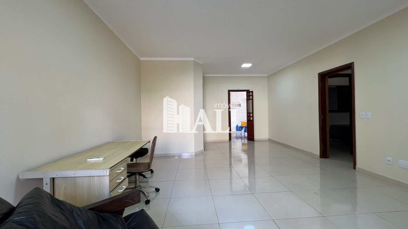 Apartamento à venda com 3 quartos - Foto 2