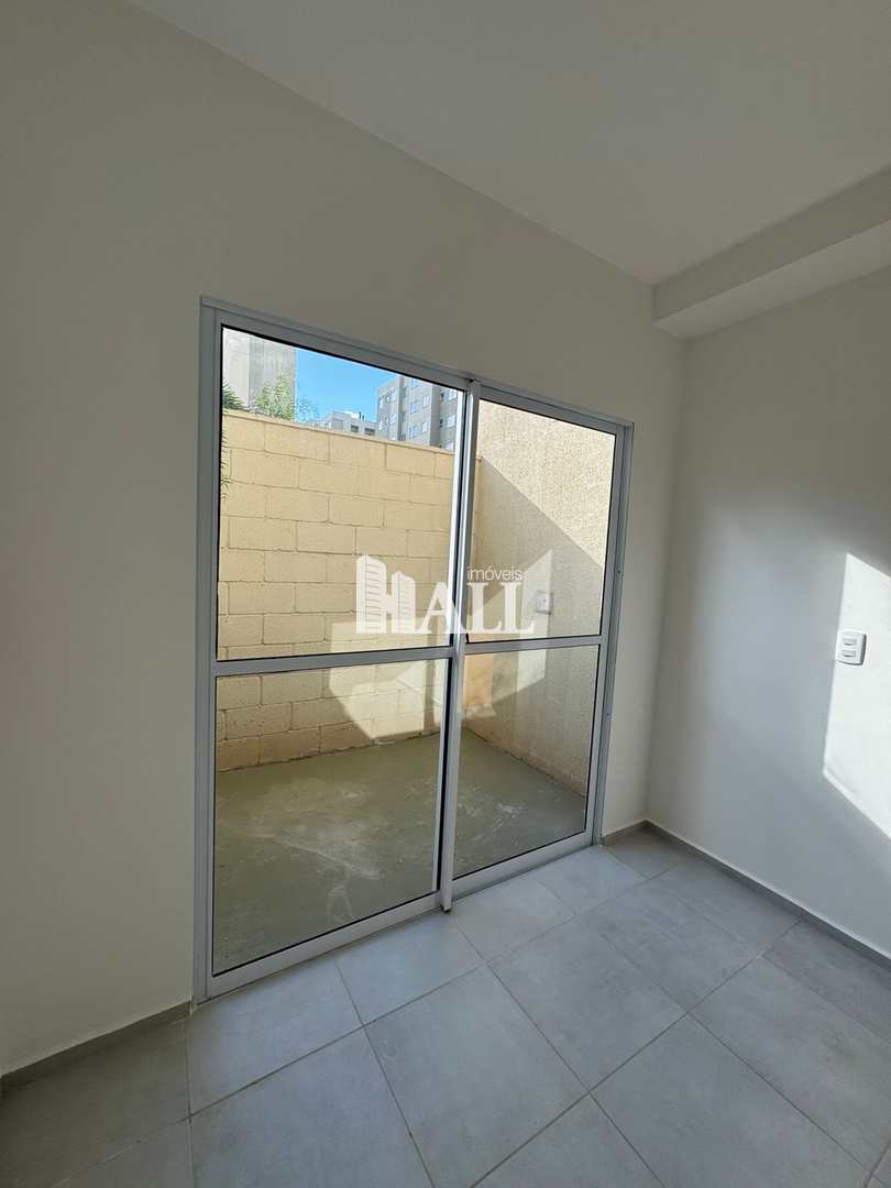 Apartamento à venda com 2 quartos, 50m² - Foto 2