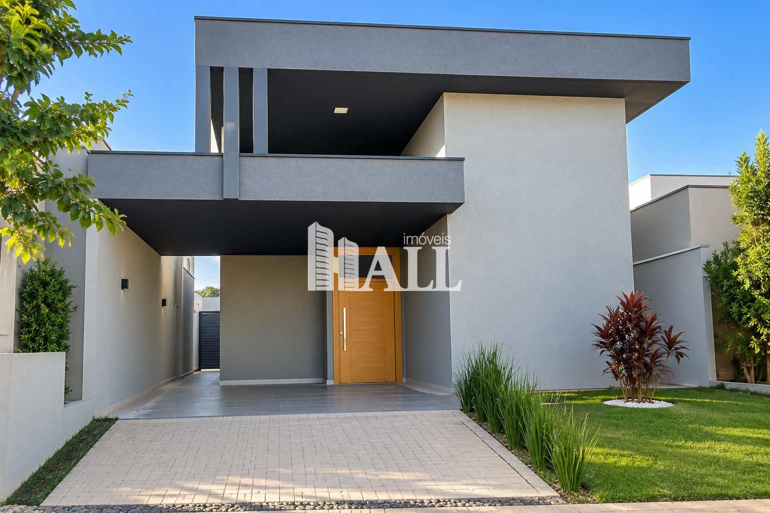 Casa com 3 quartos à venda, 120m² — foto 1 de 33