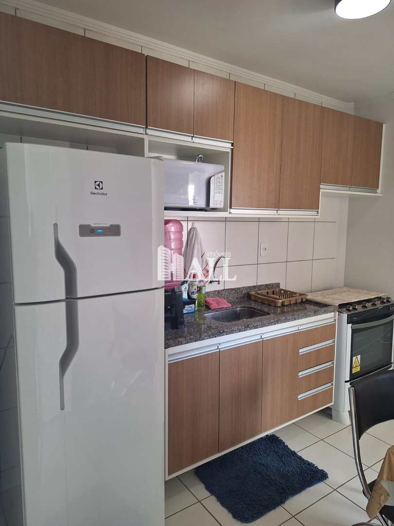 Apartamento à venda com 2 quartos, 77m² - Foto 4