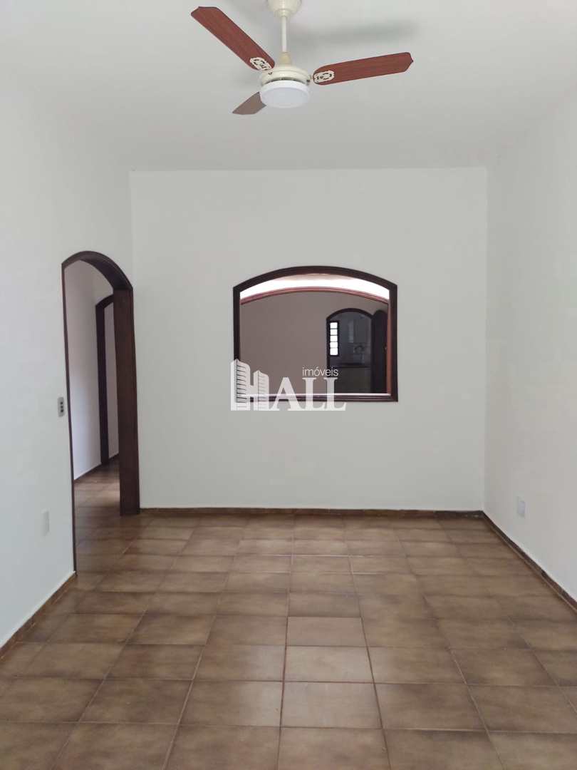 Casa à venda com 3 quartos, 180m² - Foto 4