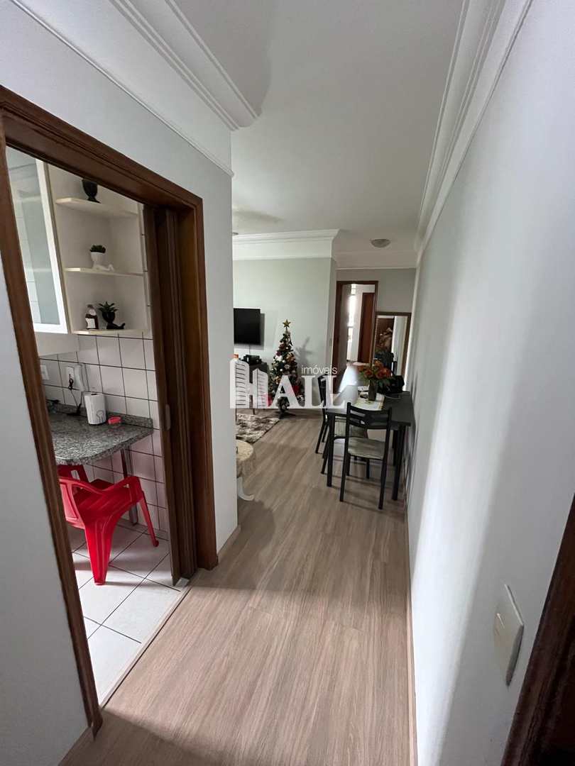 Apartamento à venda com 2 quartos, 66m² - Foto 3