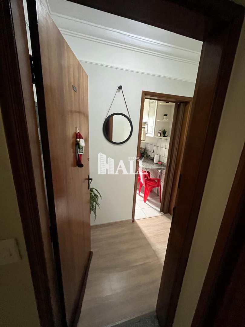 Apartamento à venda com 2 quartos, 66m² - Foto 2