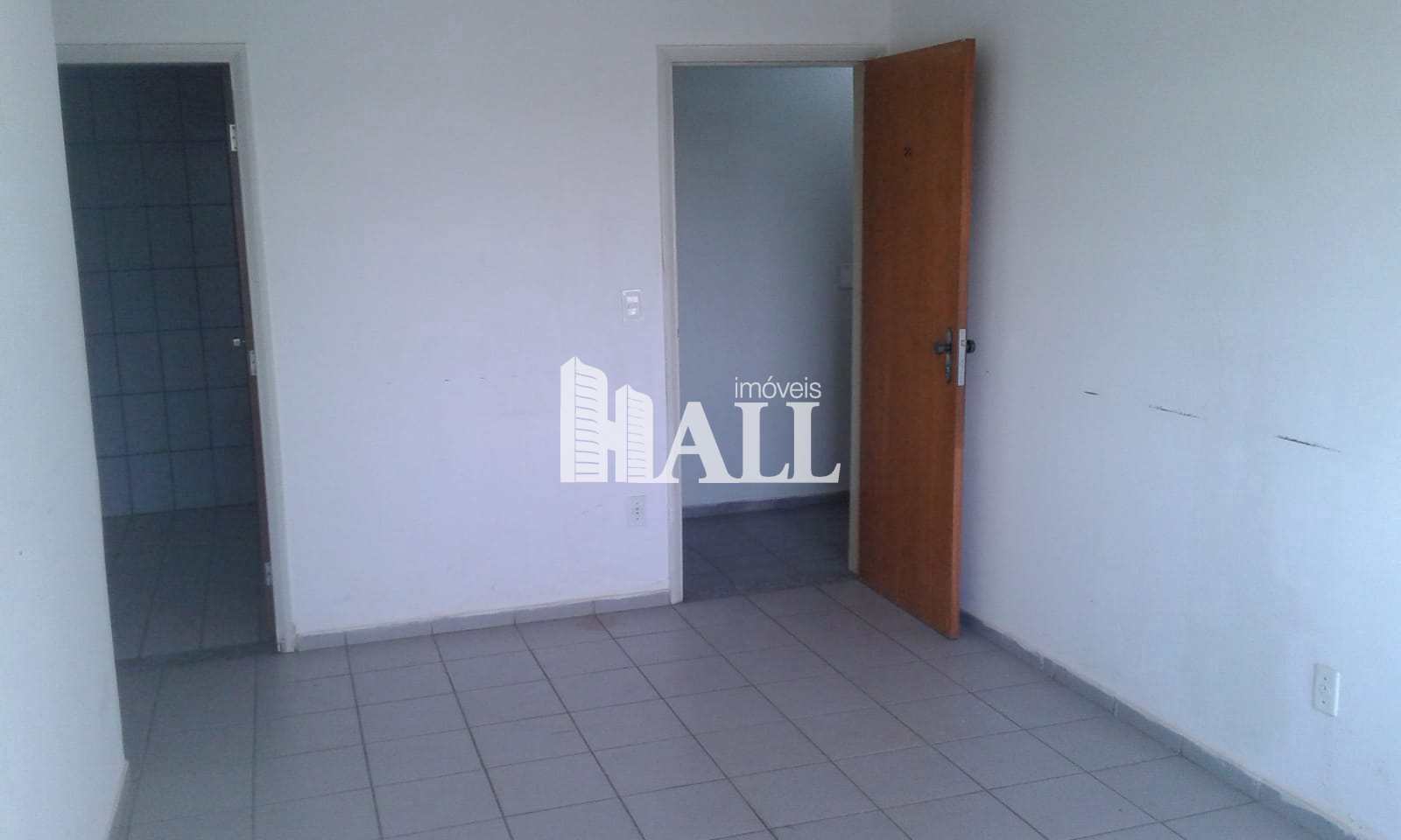 Apartamento à venda com 2 quartos, 70m² - Foto 1