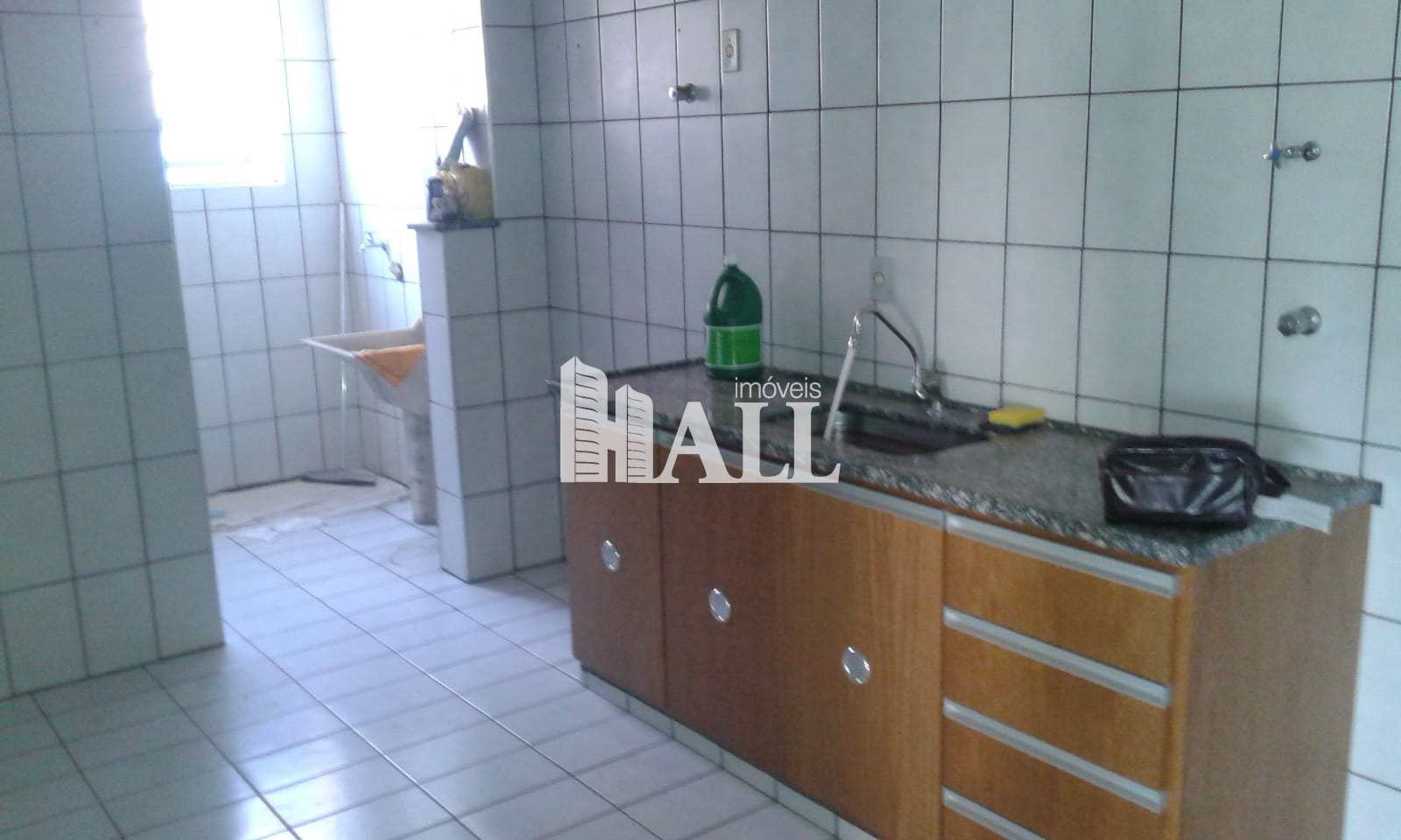 Apartamento à venda com 2 quartos, 70m² - Foto 3