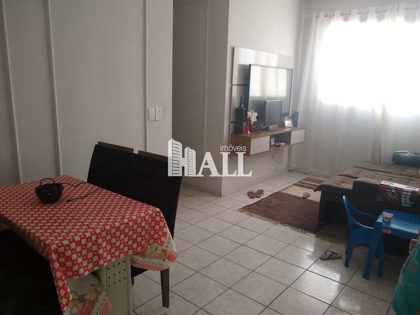 Apartamento à venda com 3 quartos, 77m² - Foto 1