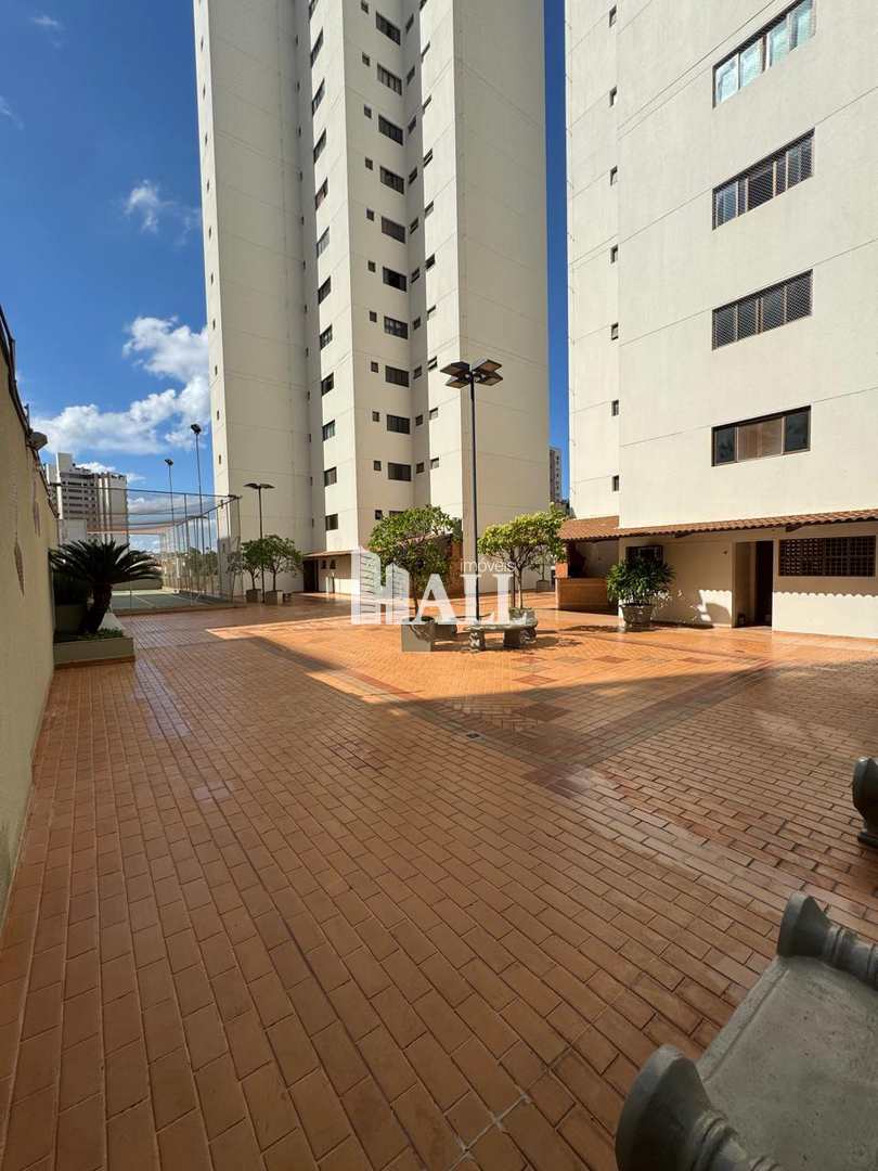 Apartamento à venda com 3 quartos, 135m² - Foto 24