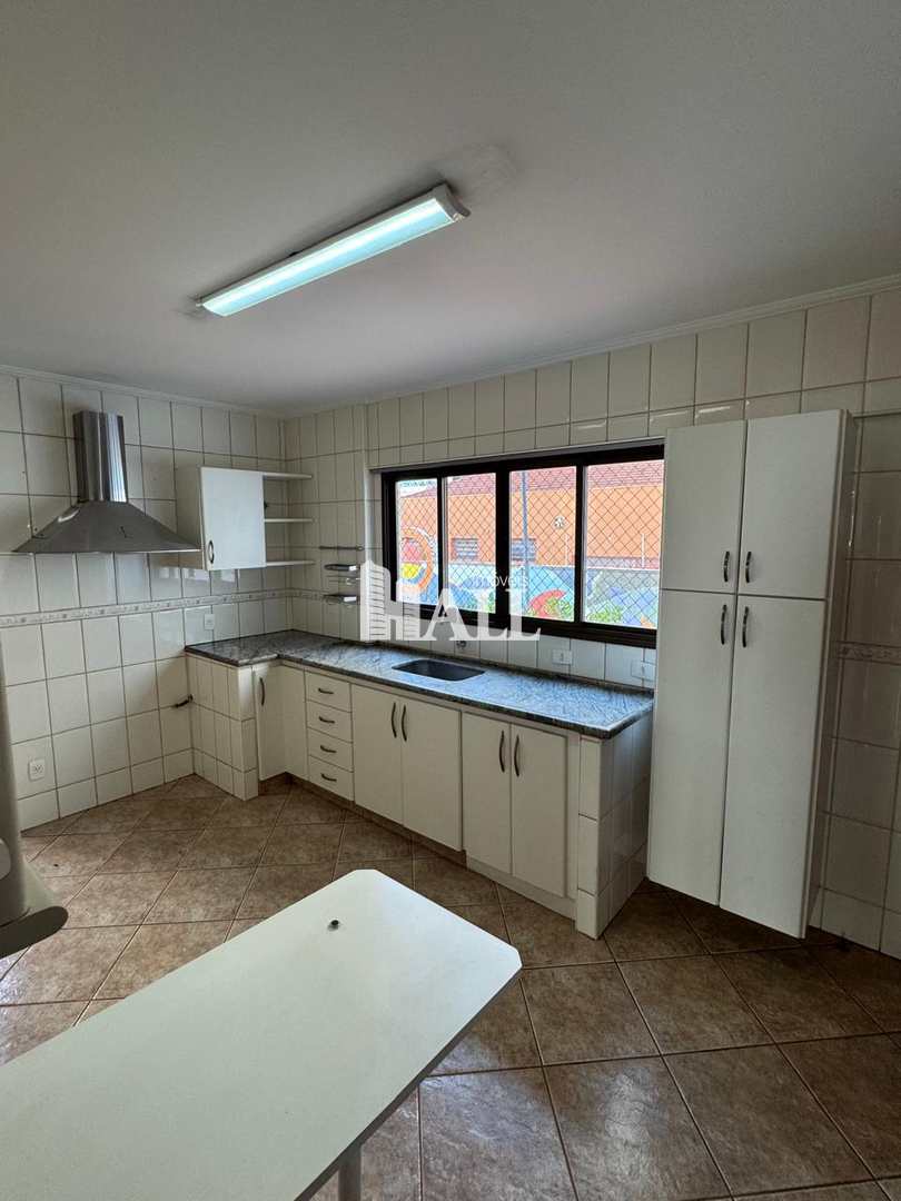 Apartamento à venda com 3 quartos, 135m² - Foto 5