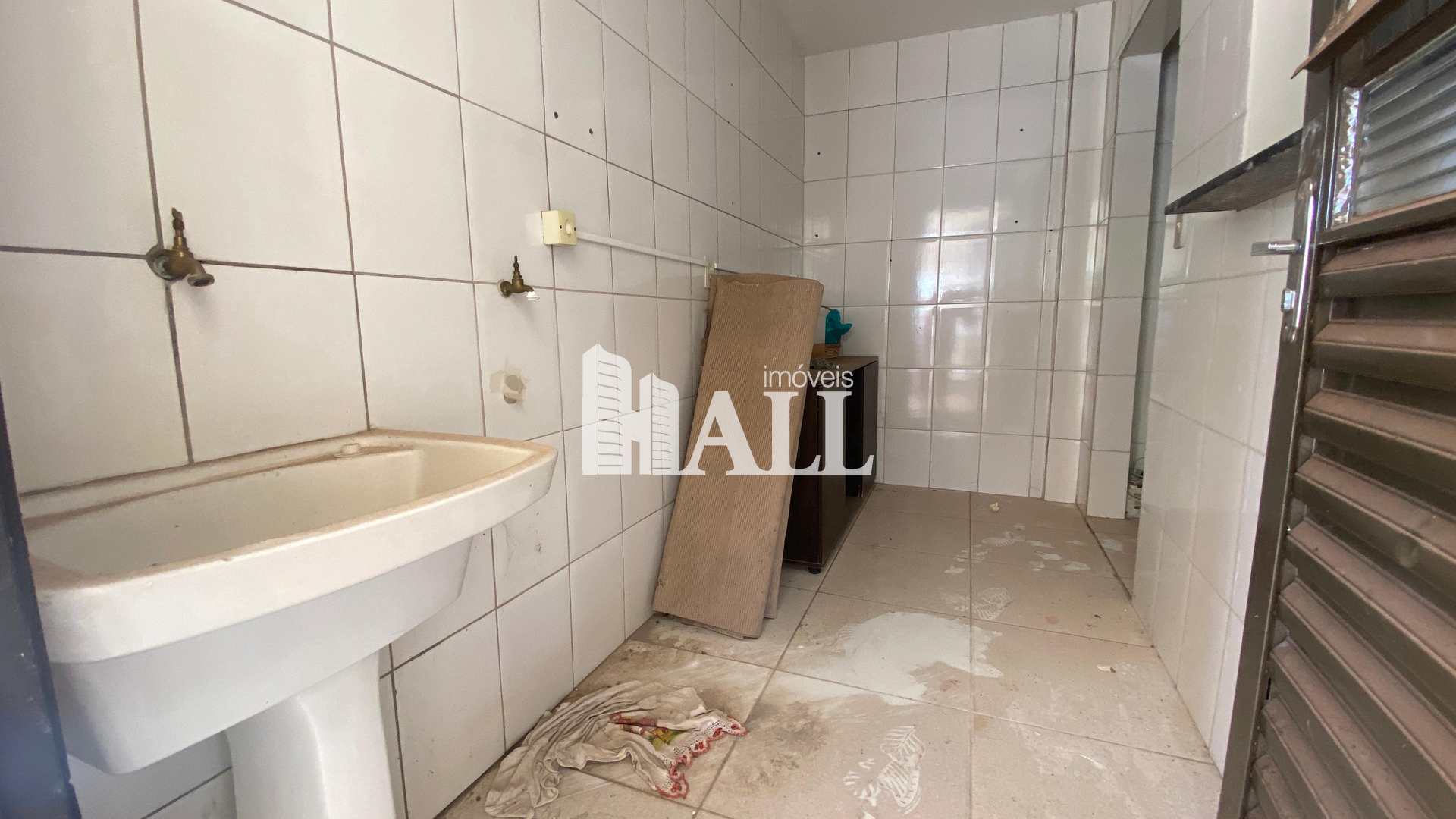 Apartamento à venda com 2 quartos, 85m² - Foto 4