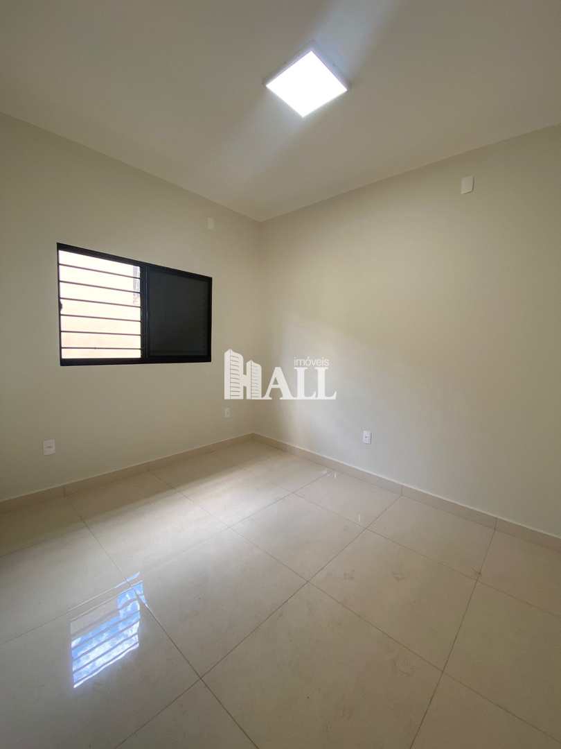 Casa à venda com 2 quartos, 70m² - Foto 5