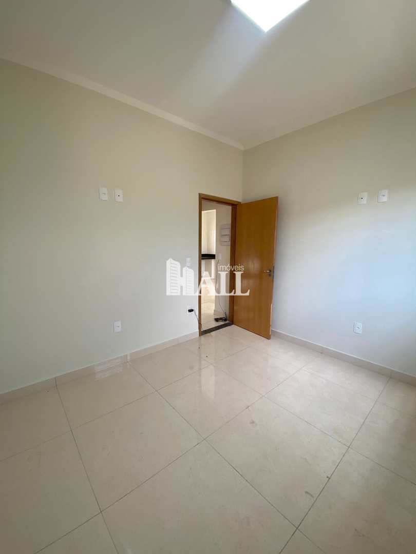 Casa à venda com 2 quartos, 70m² - Foto 6