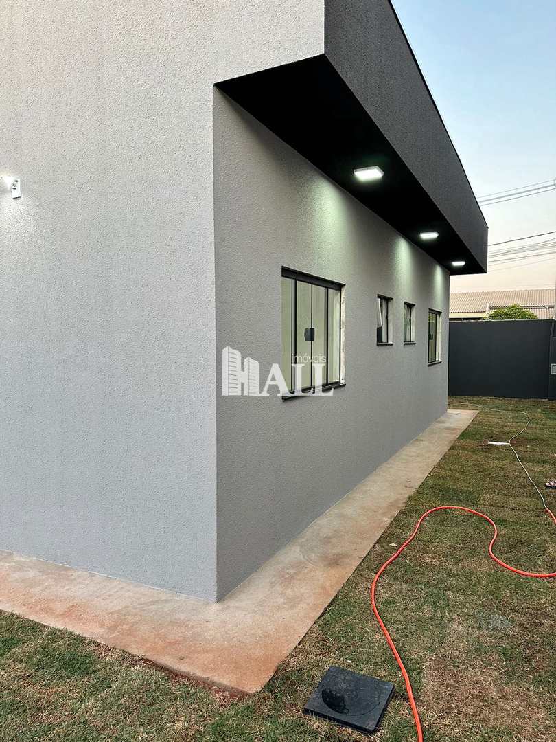 Casa à venda com 2 quartos, 60m² - Foto 9