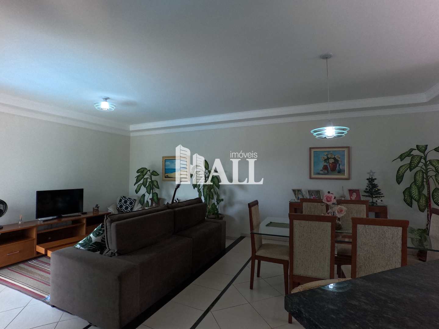 Casa à venda com 3 quartos, 360m² - Foto 8