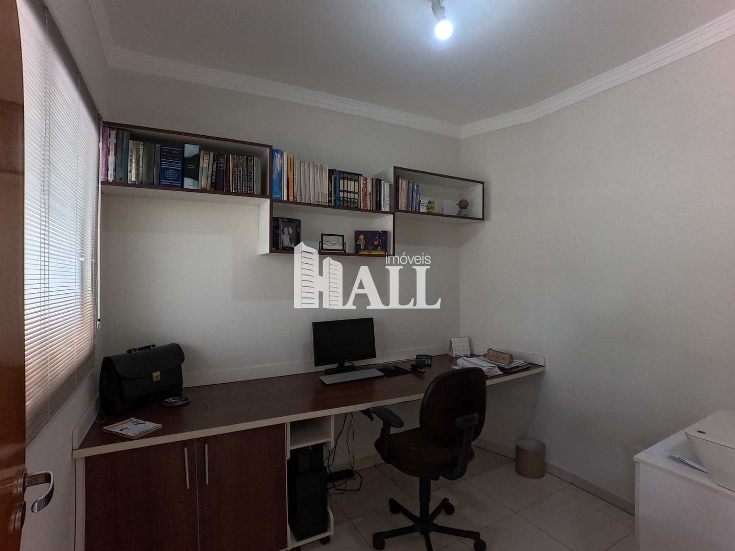 Casa à venda com 3 quartos, 360m² - Foto 27