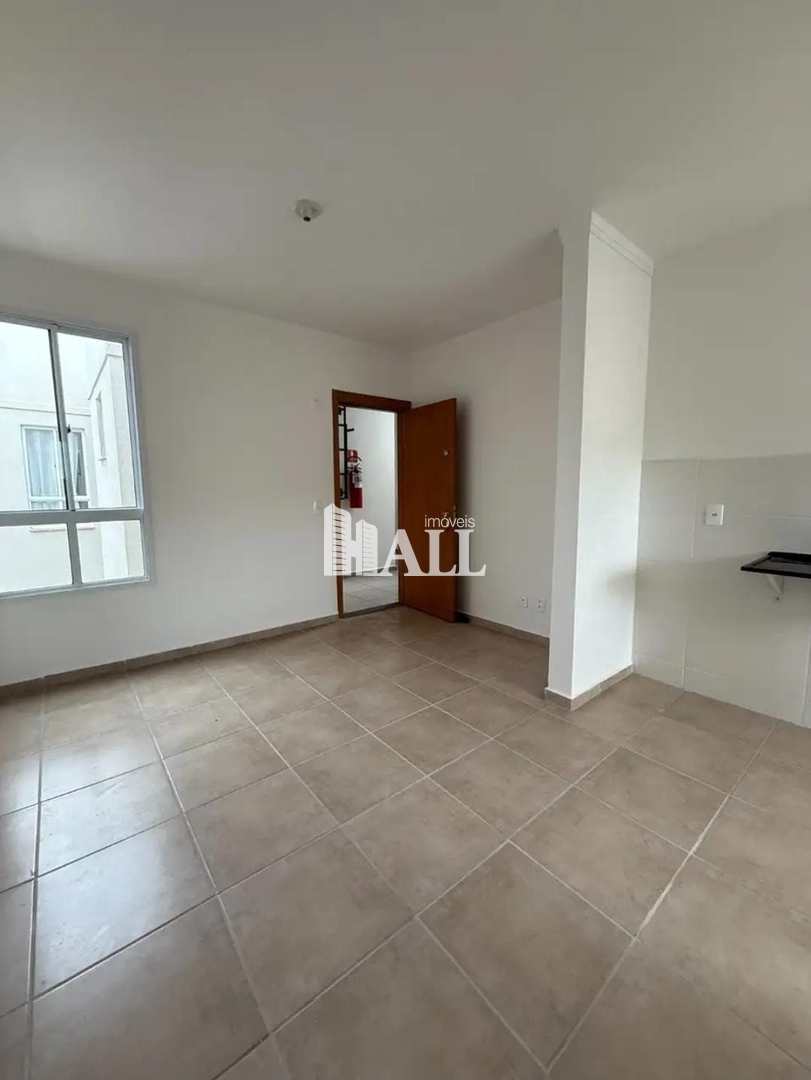 Apartamento à venda com 2 quartos, 43m² - Foto 3