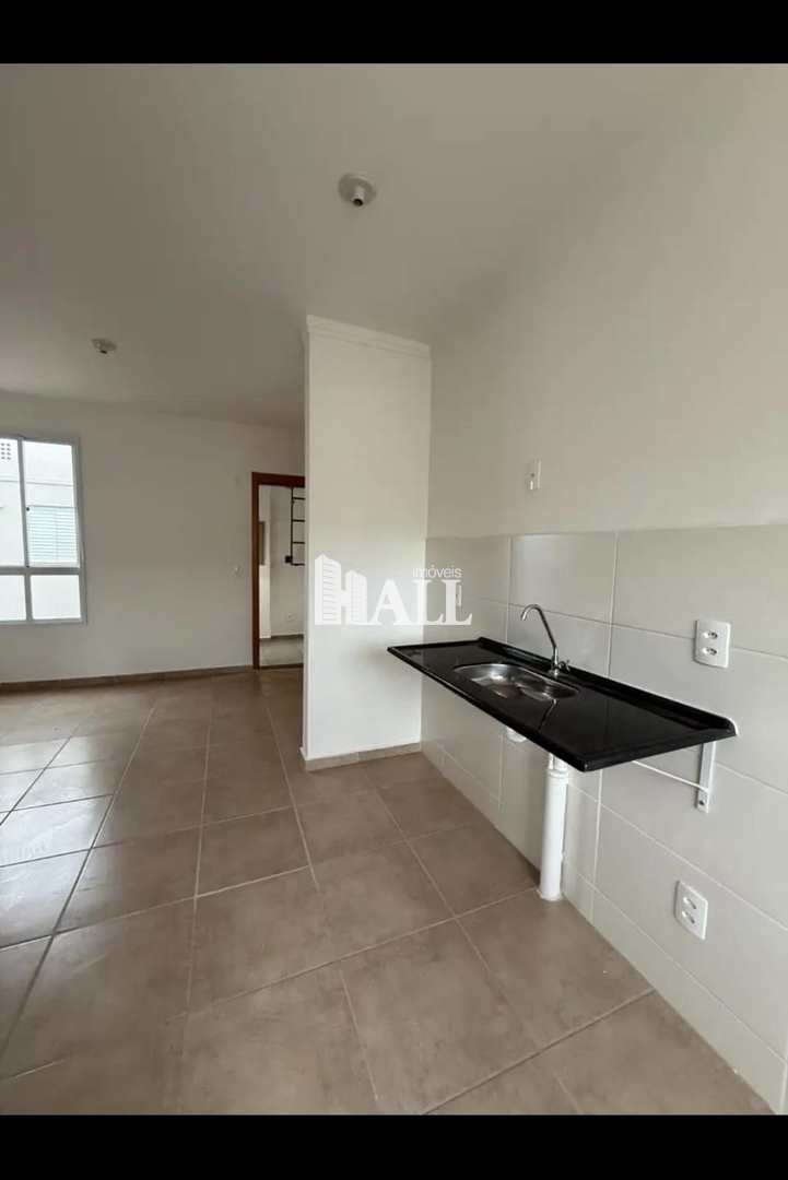 Apartamento à venda com 2 quartos, 43m² - Foto 2