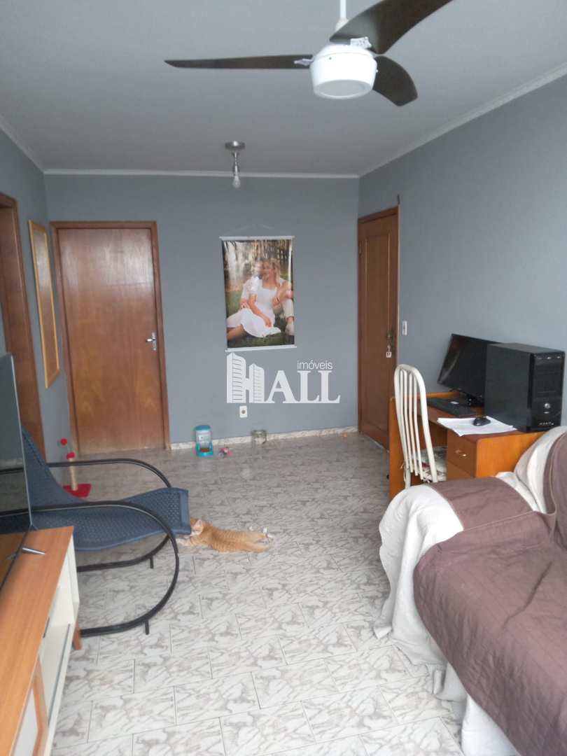 Apartamento à venda com 3 quartos, 86m² - Foto 2