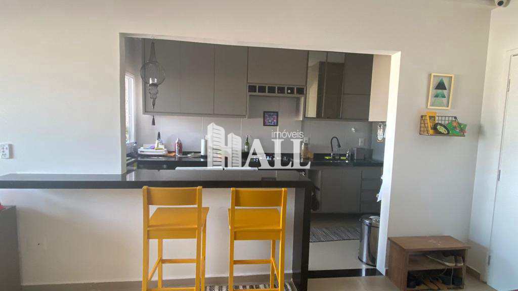 Apartamento à venda com 3 quartos, 87m² - Foto 1