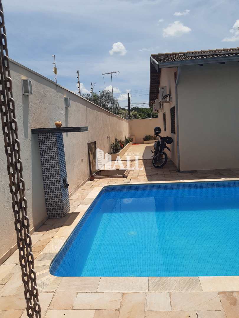 Casa à venda com 3 quartos, 350m² - Foto 3