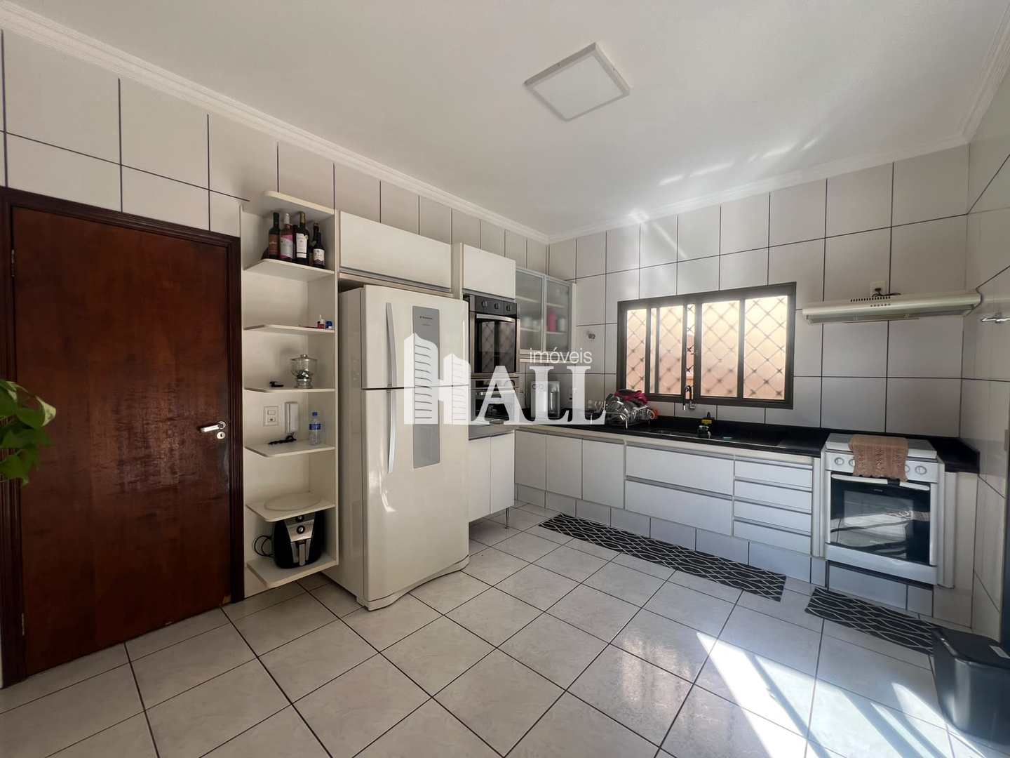 Casa com 3 quartos à venda, 200m² — foto 5 de 30
