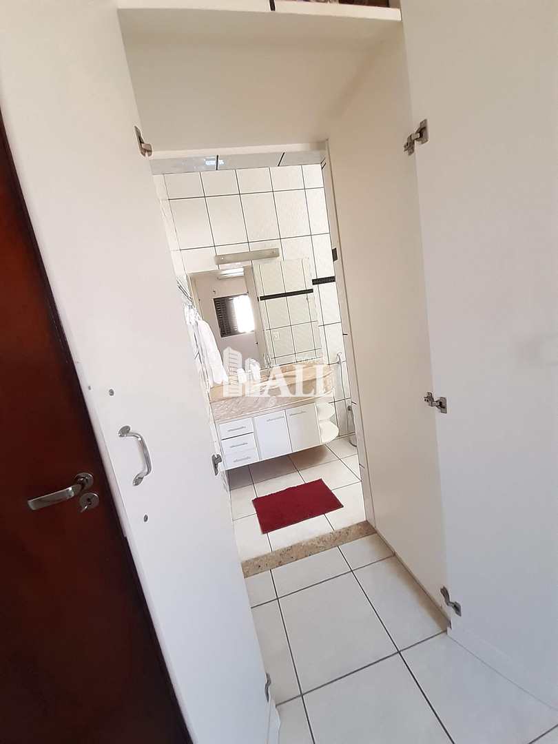 Casa à venda com 3 quartos, 350m² - Foto 33