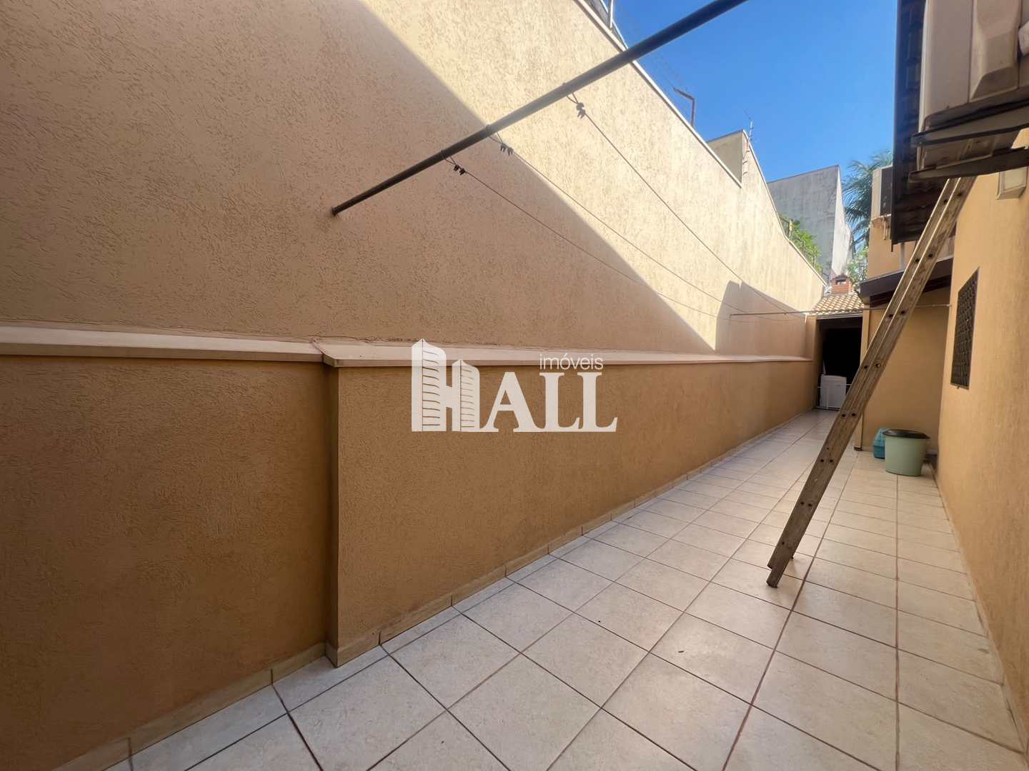 Casa com 3 quartos à venda, 200m² — foto 28 de 30