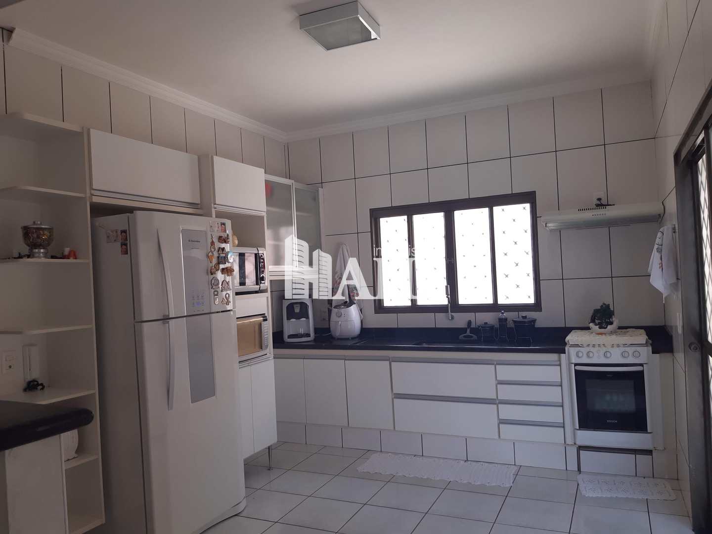 Casa à venda com 3 quartos, 350m² - Foto 10