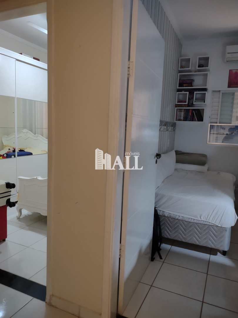 Casa à venda com 3 quartos, 165m² - Foto 14