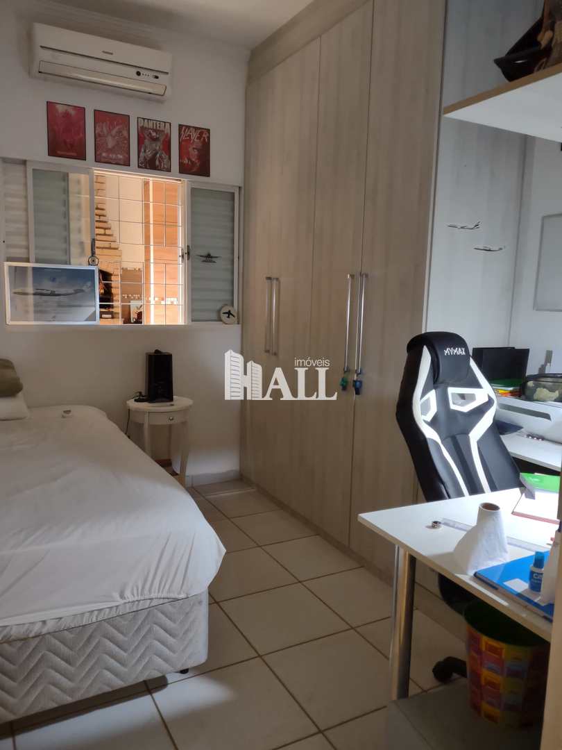 Casa à venda com 3 quartos, 165m² - Foto 11