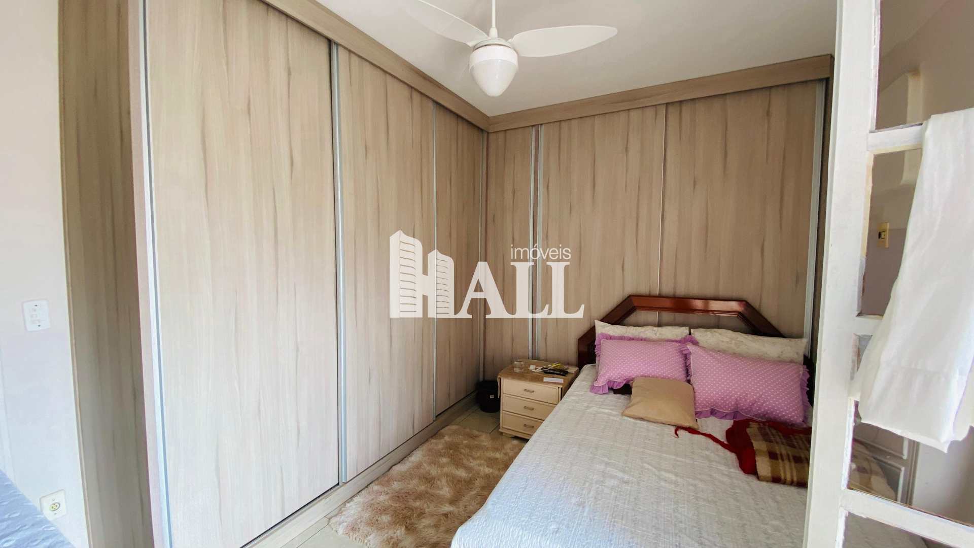 Apartamento à venda com 2 quartos, 62m² - Foto 7