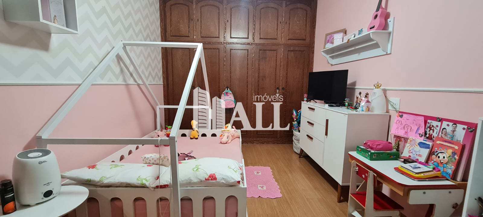 Casa à venda com 4 quartos, 200m² - Foto 10