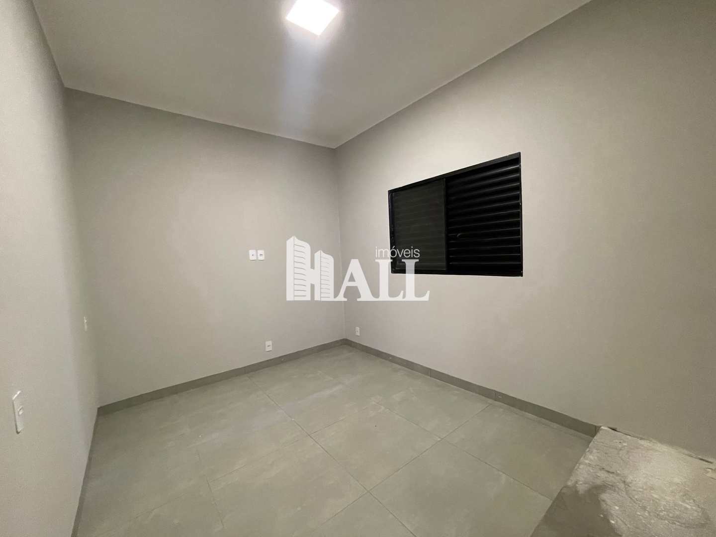 Casa à venda com 2 quartos, 93m² - Foto 11