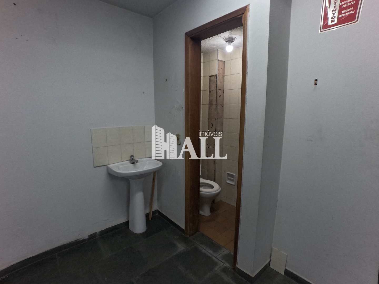 Prédio Inteiro à venda com 2 quartos, 270m² - Foto 10