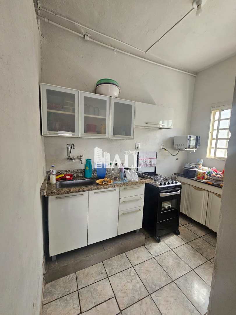 Sobrado à venda com 2 quartos, 295m² - Foto 1