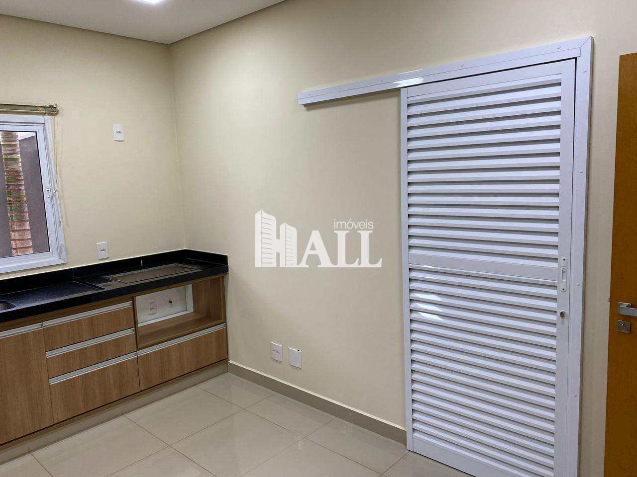 Sobrado à venda com 2 quartos, 229m² - Foto 12