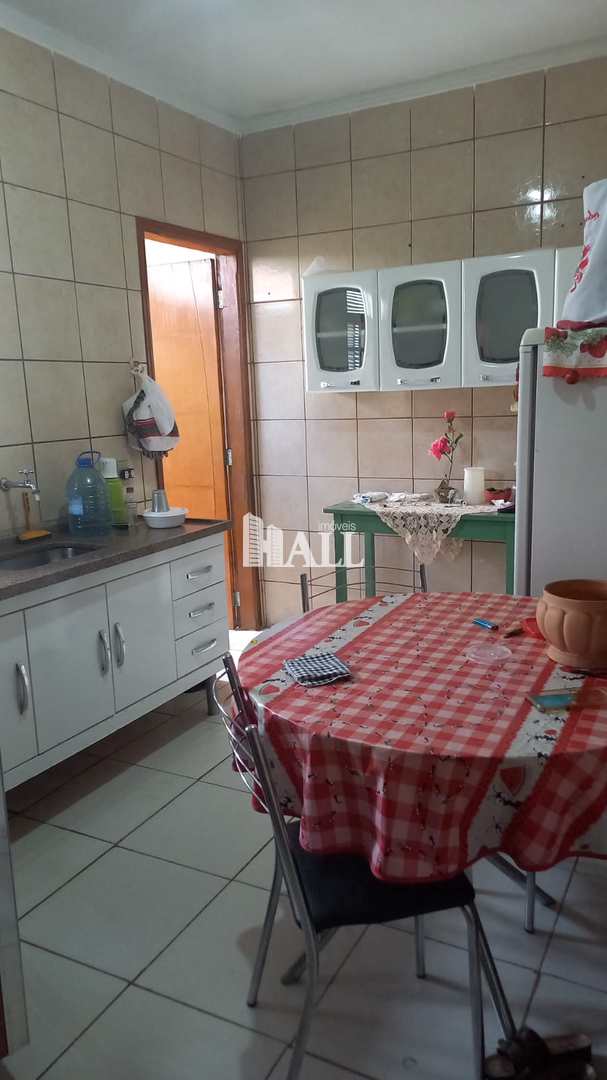 Casa à venda com 3 quartos, 168m² - Foto 6