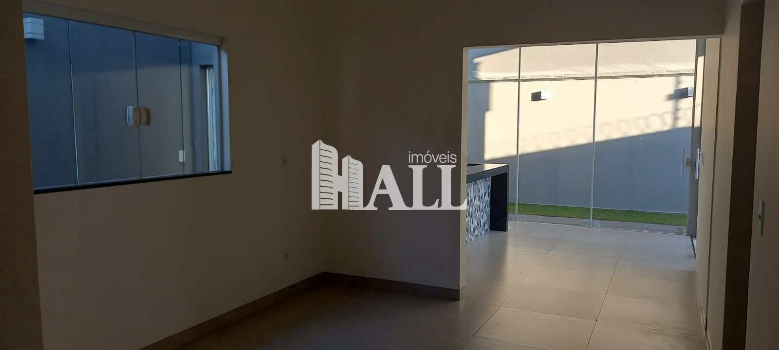 Casa à venda com 3 quartos, 116m² - Foto 2