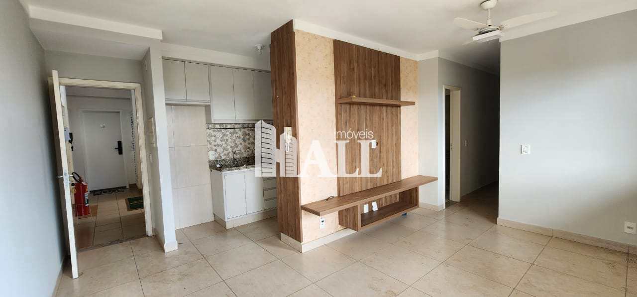 Apartamento à venda com 3 quartos, 74m² - Foto 1