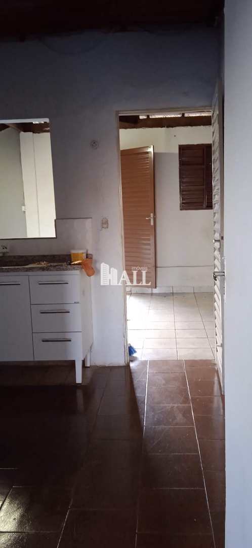 Casa à venda com 2 quartos, 160m² - Foto 2