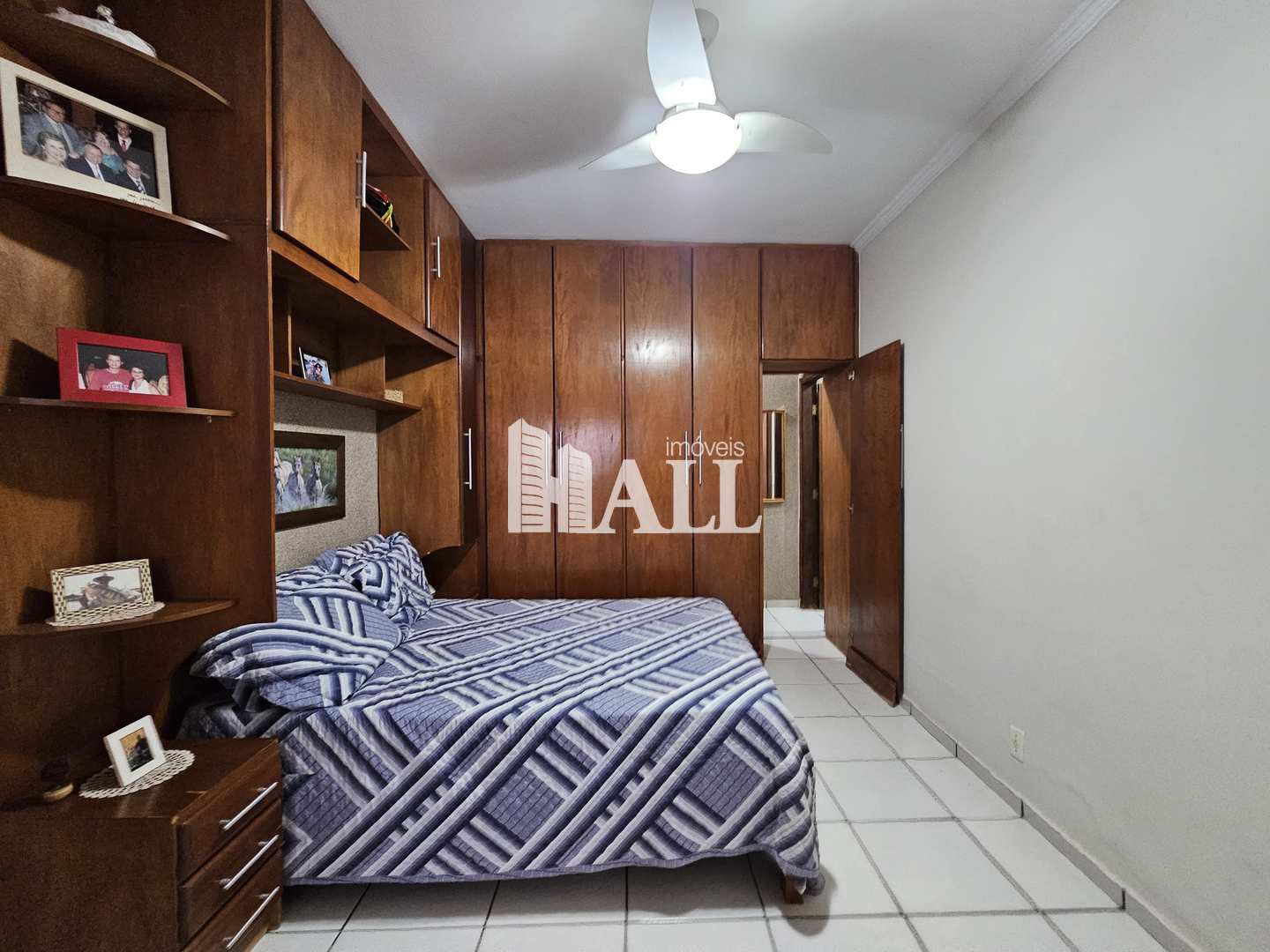 Casa à venda com 4 quartos, 217m² - Foto 10