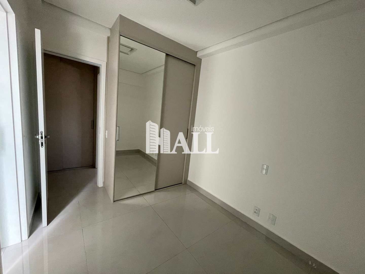 Apartamento à venda com 3 quartos, 81m² - Foto 17