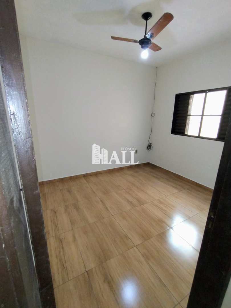 Casa à venda com 3 quartos, 240m² - Foto 4