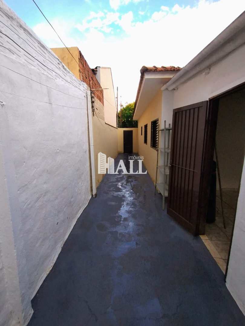 Casa à venda com 3 quartos, 240m² - Foto 8