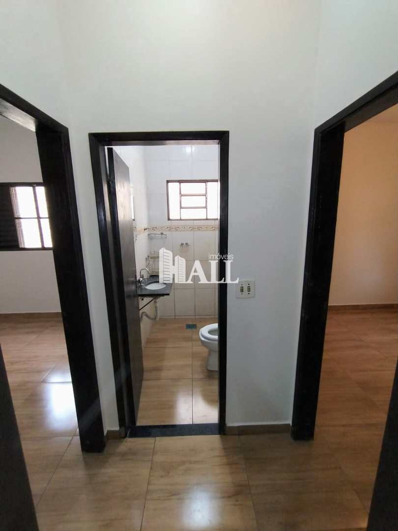 Casa à venda com 3 quartos, 240m² - Foto 3