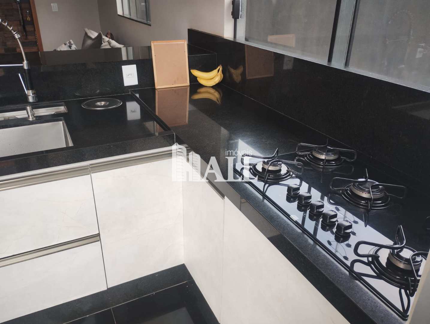 Casa à venda com 2 quartos, 110m² - Foto 4