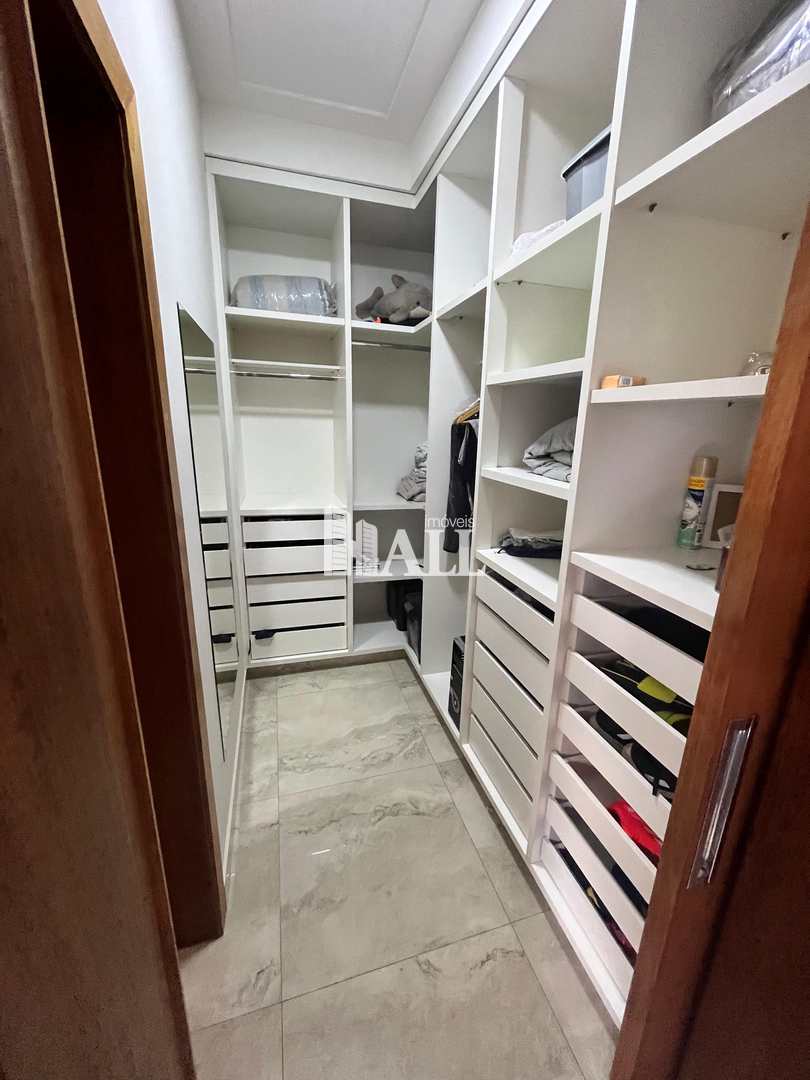 Casa de Condomínio à venda com 4 quartos, 300m² - Foto 26